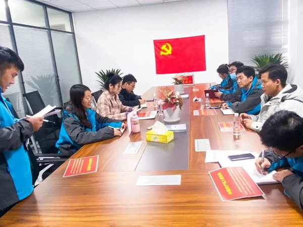 凝心聚力 砥礪前行 開盛光伏產(chǎn)業(yè)園聯(lián)合黨支部正式成立！